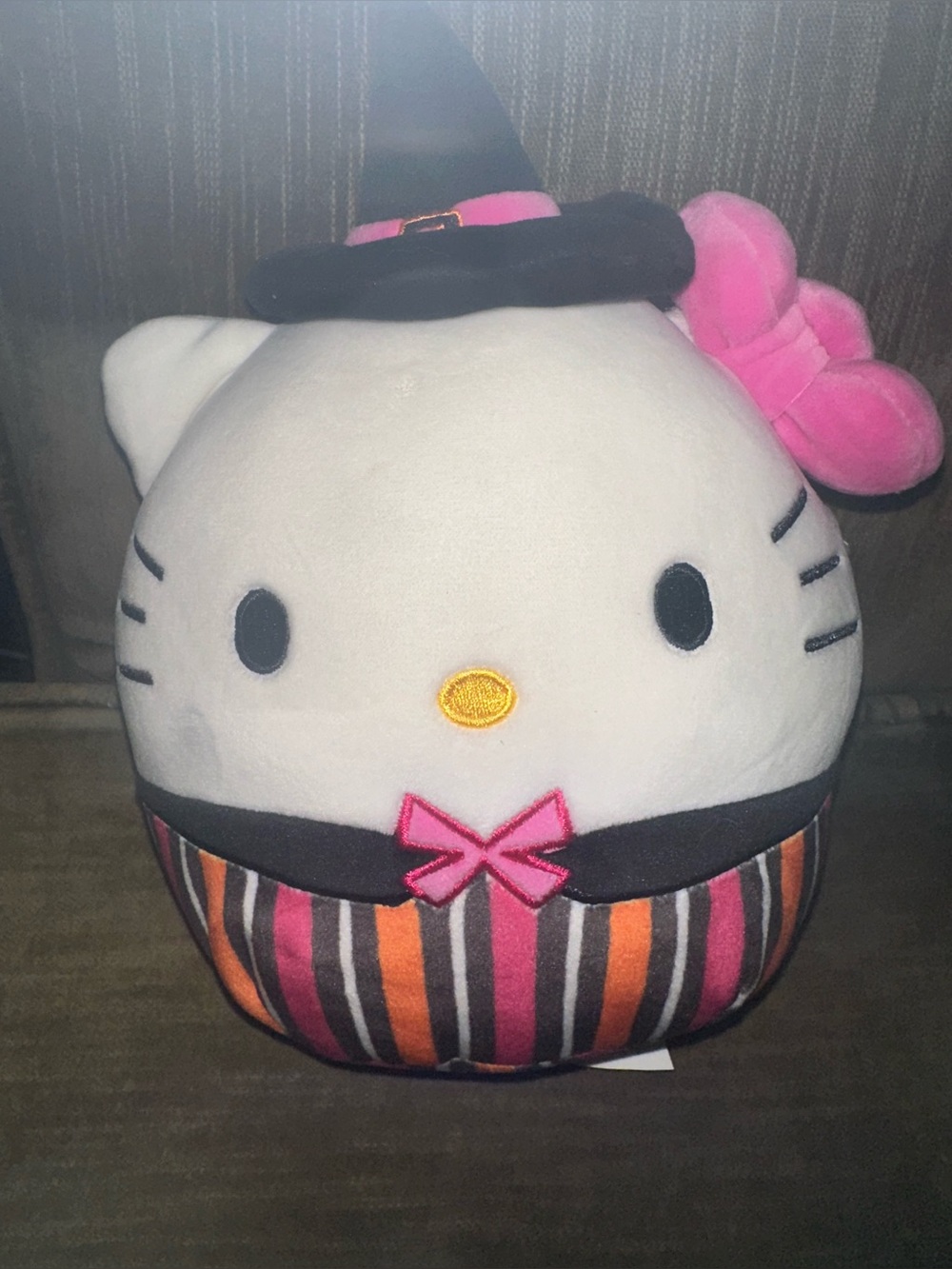 Hello Kitty Halloween witch Squishmallow NWT